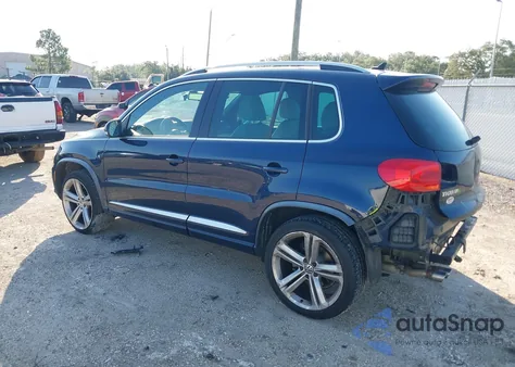2016 Volkswagen Tiguan R-Line from USA, damaged, VIN WVGAV7AX7GW014264
